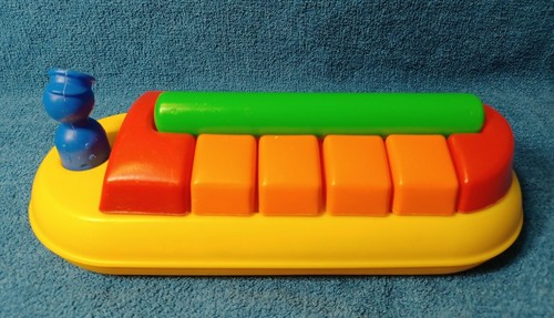 Kiddicraft vtg plastic - vtg,